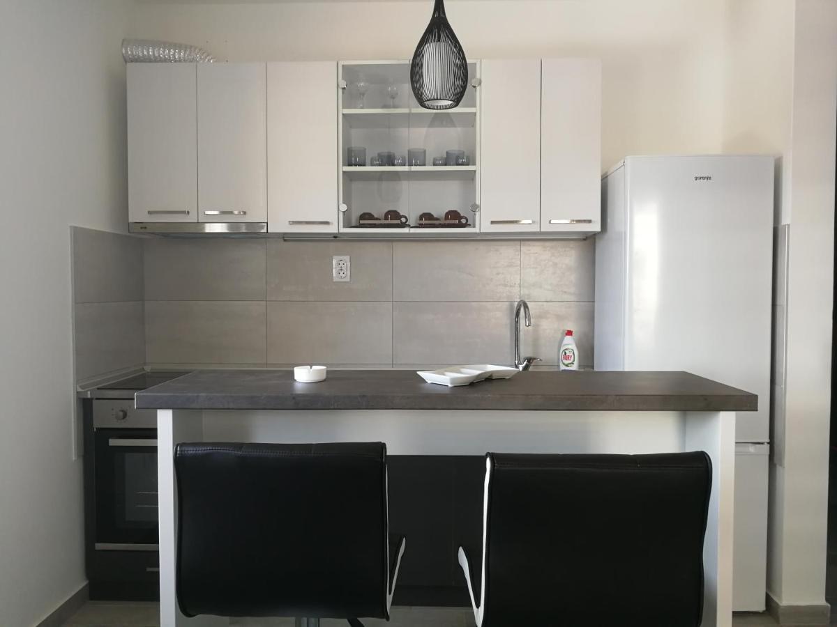 Appartamento Danica Sremska Mitrovica Esterno foto